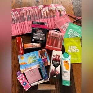 K-Beauty Bundle Lot-I’M Meme-Rude-Creme Shop-Stila Cosmetics Makeup Skincare New